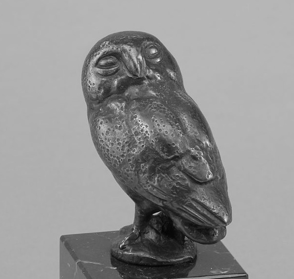 August Gaul. Käuzchen. vor 1921. Bronze. H: 6,6cm